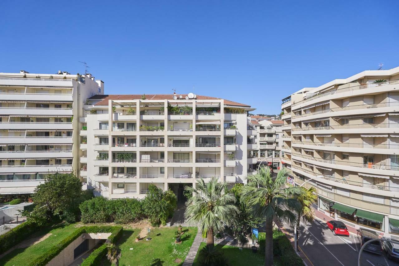 3P Between Croisette Beaches And Antibes Street 戛纳 外观 照片